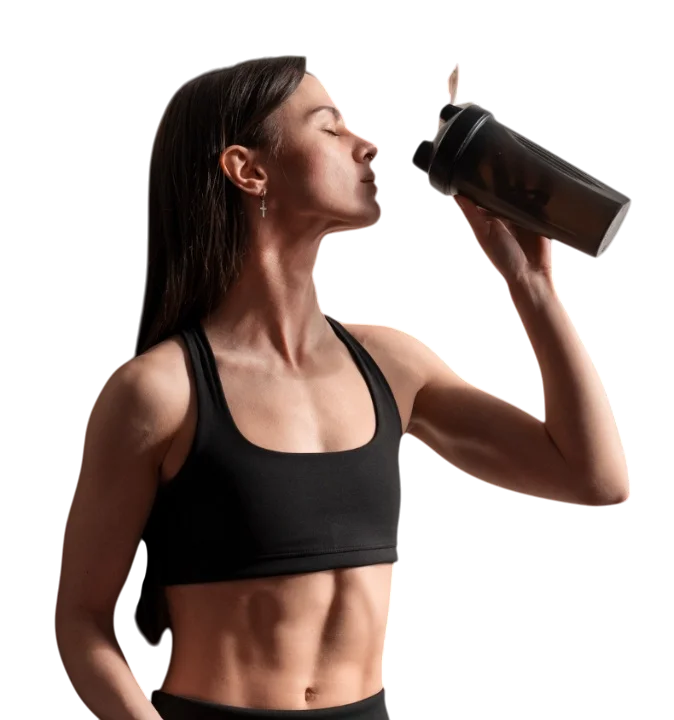 Mulher consumindo creatina 